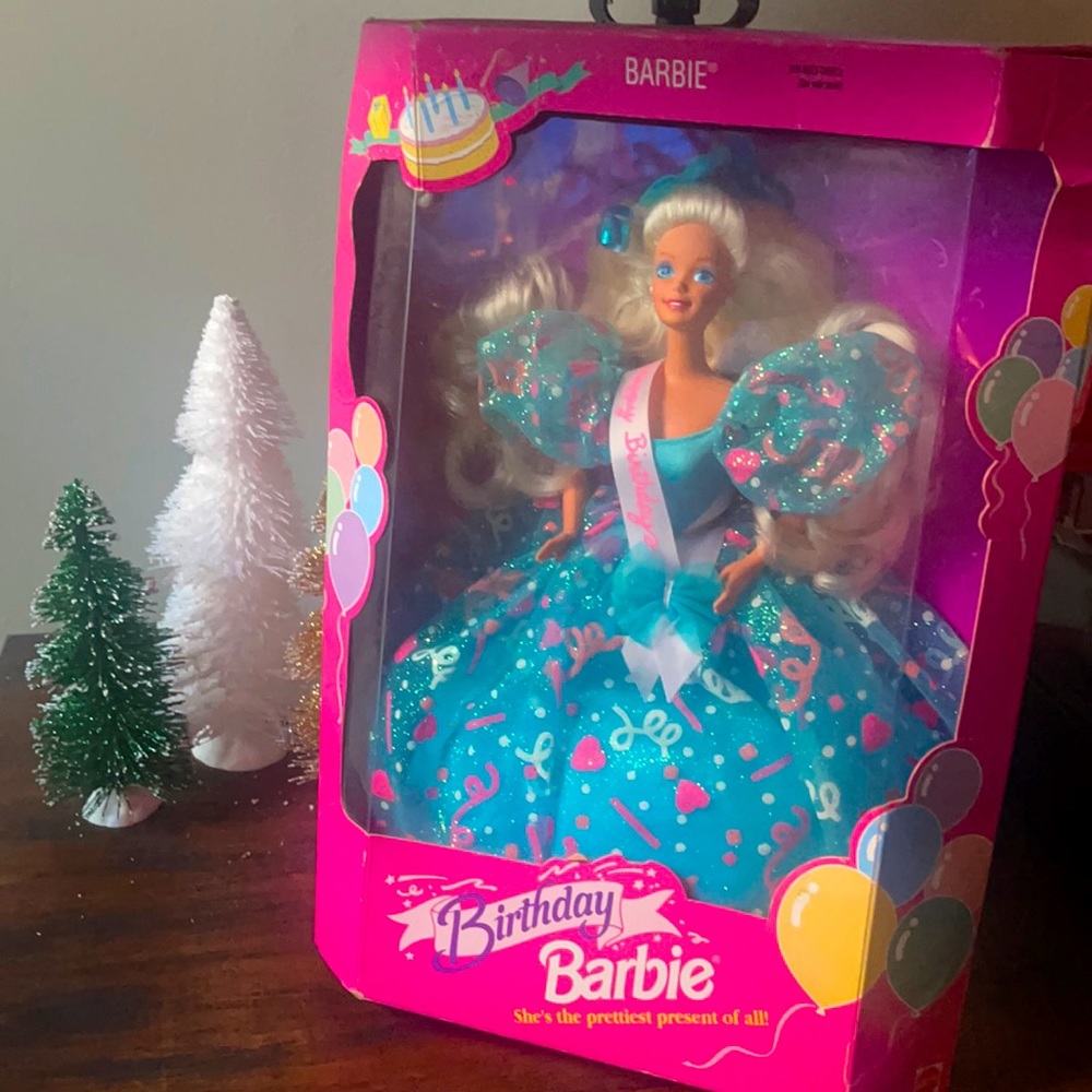 Vintage 1993 Birthday Barbie